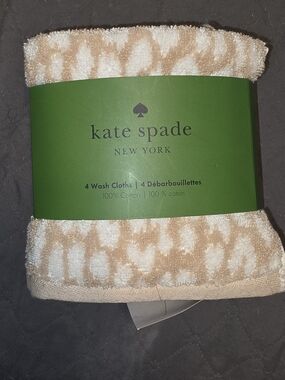 kate spade Beige and White Leopard Print Wash Cloths